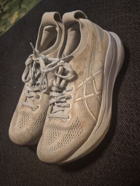 Asics Light Beige/Gray Knit Running Shoes